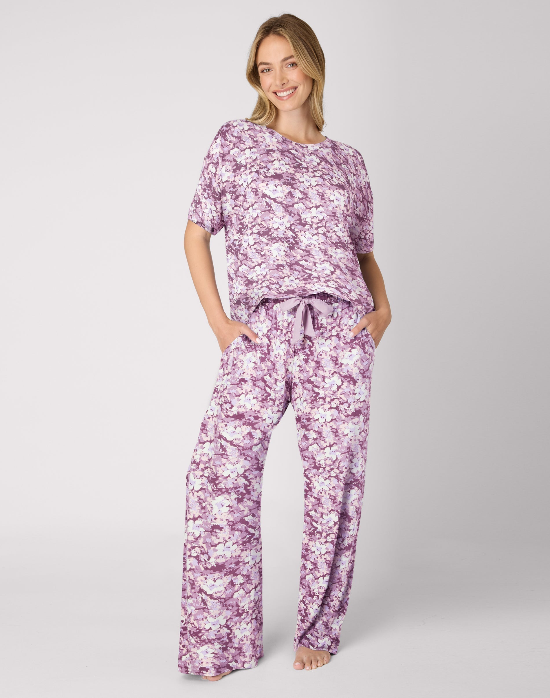 Bali Women's Pajama Set, T-Shirt & Pants, 29" Currant Purple Garden Floral Print/Currant Print L