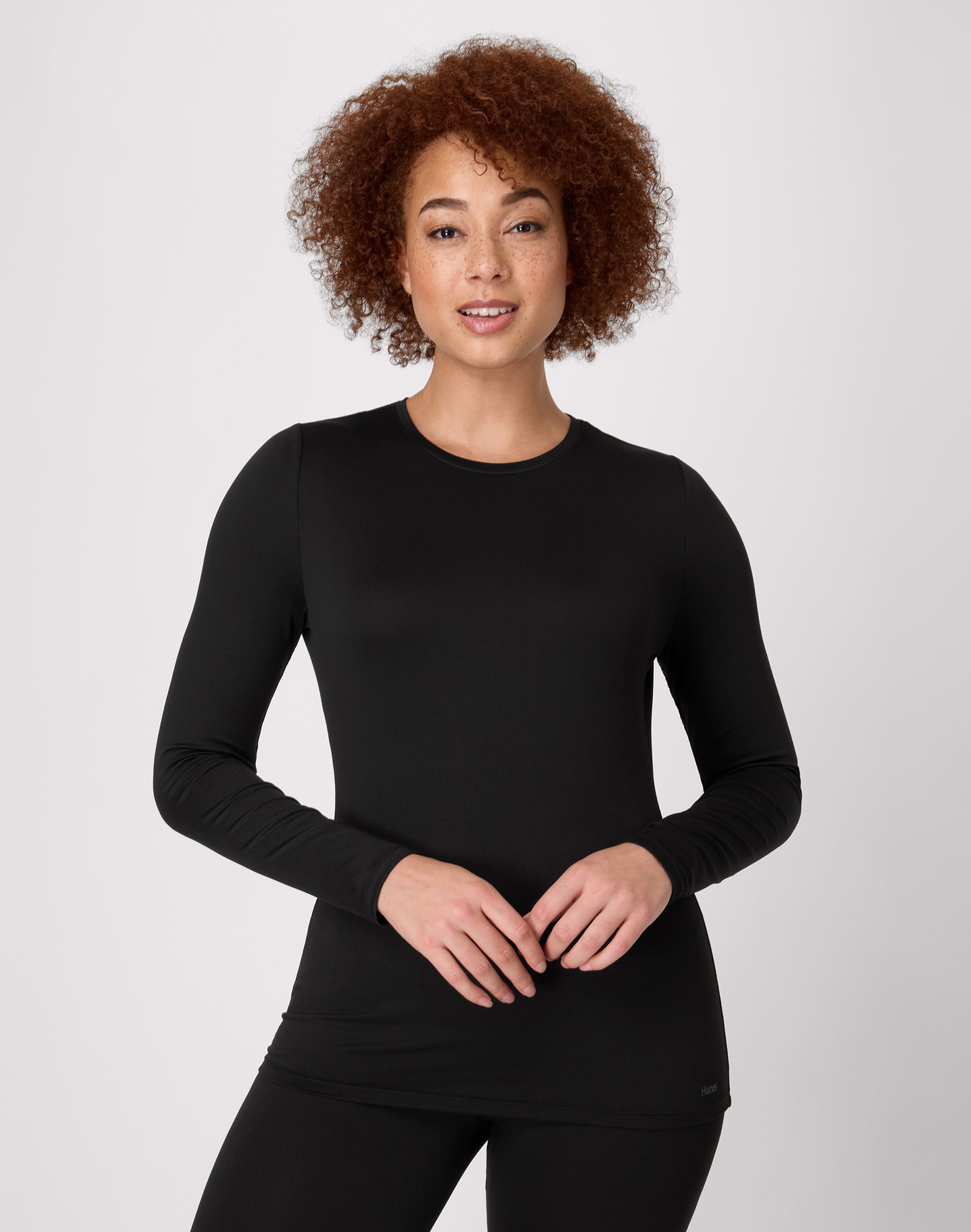 Hanes Women's Long-Sleeve Baselayer Tee, Crewneck Black M