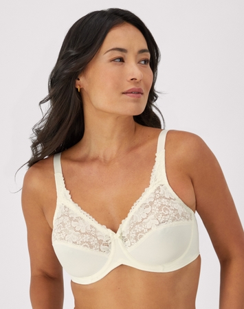Lilyette by Bali Minimizer Underwire Bra