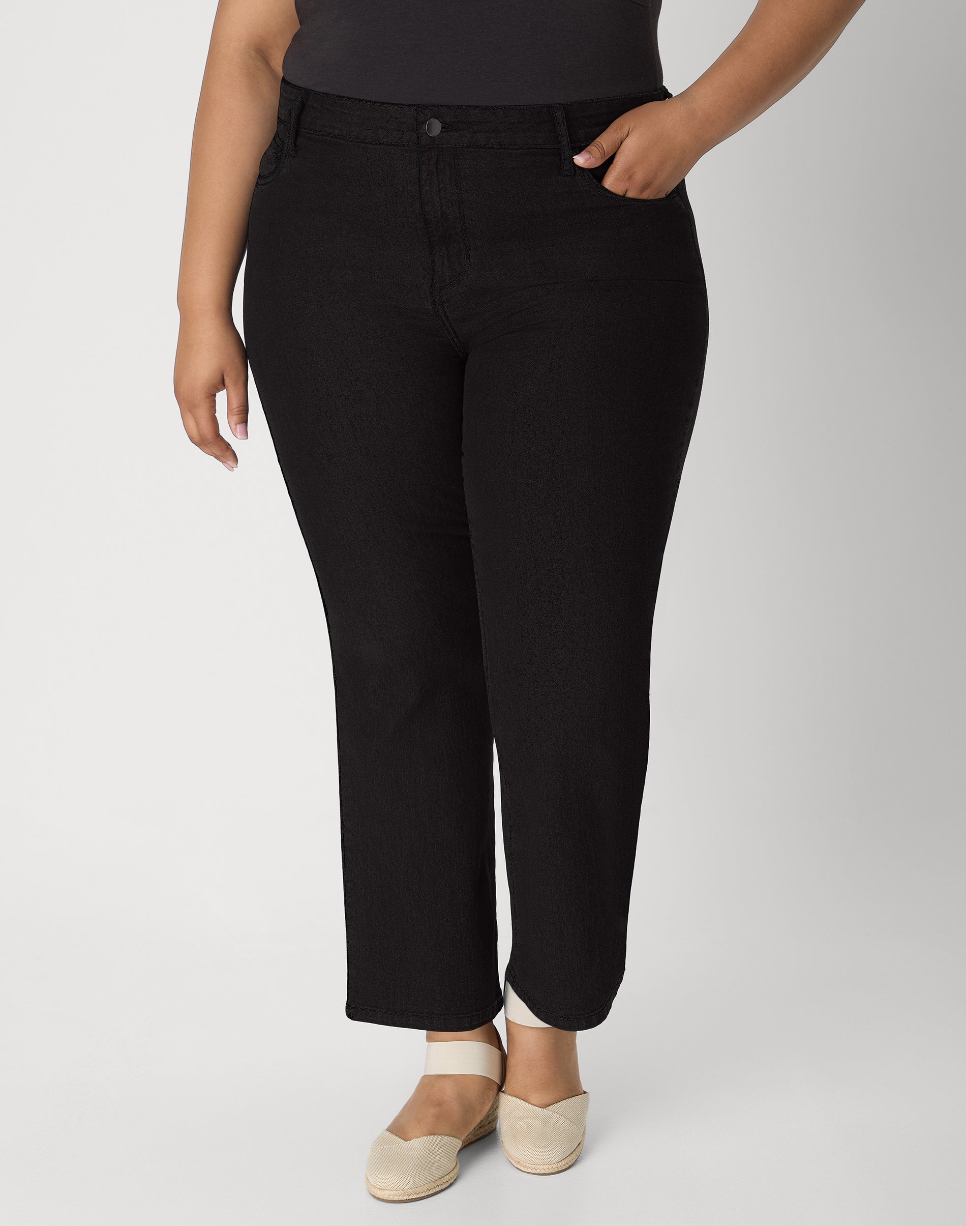 Hanes Just My Size Women's Straight Leg Jeans with Pockets - Stretch Denim - Mid Rise & Classic Fit (Plus ) Black 26W