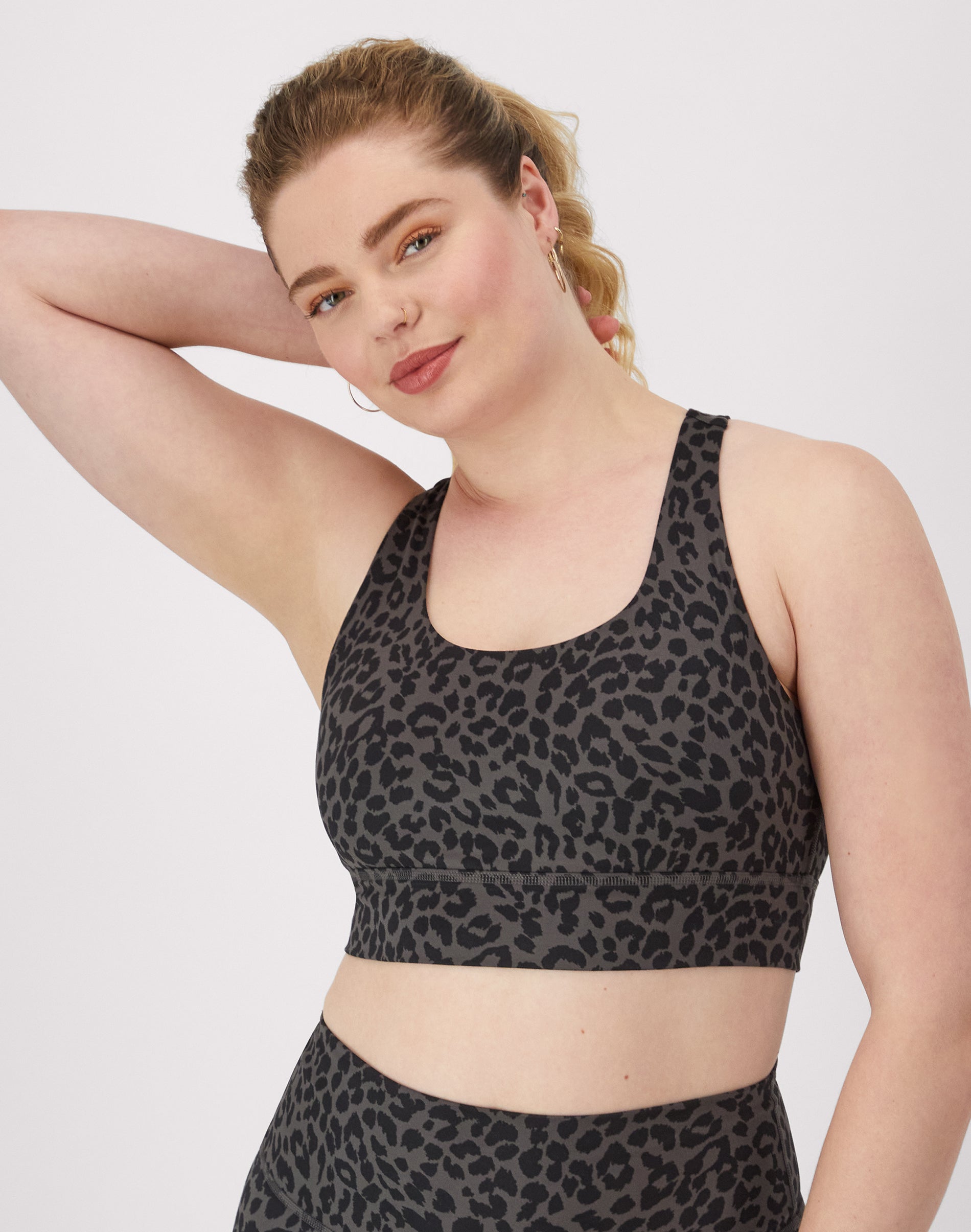 Hanes Moves Women's Crop Sports Bra, Racerback Black Leopard Prt XL