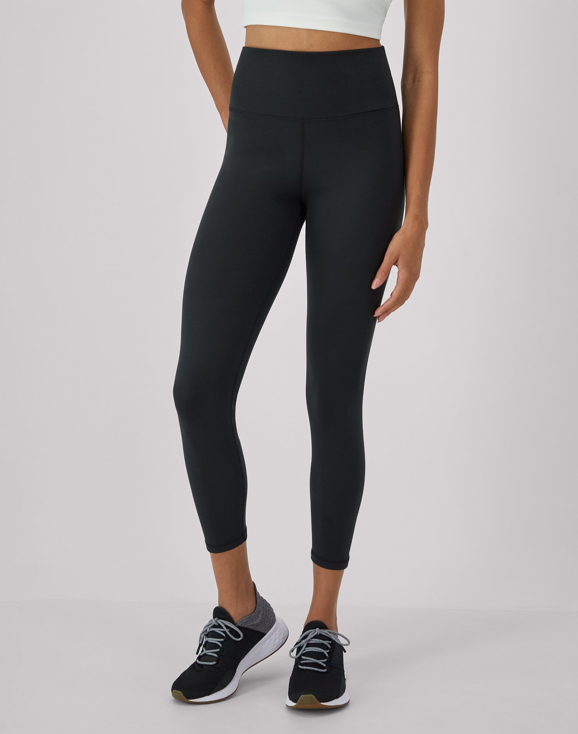 Hanes Moves Women's 7/8 Leggings with Internal Pocket, 25" Black L