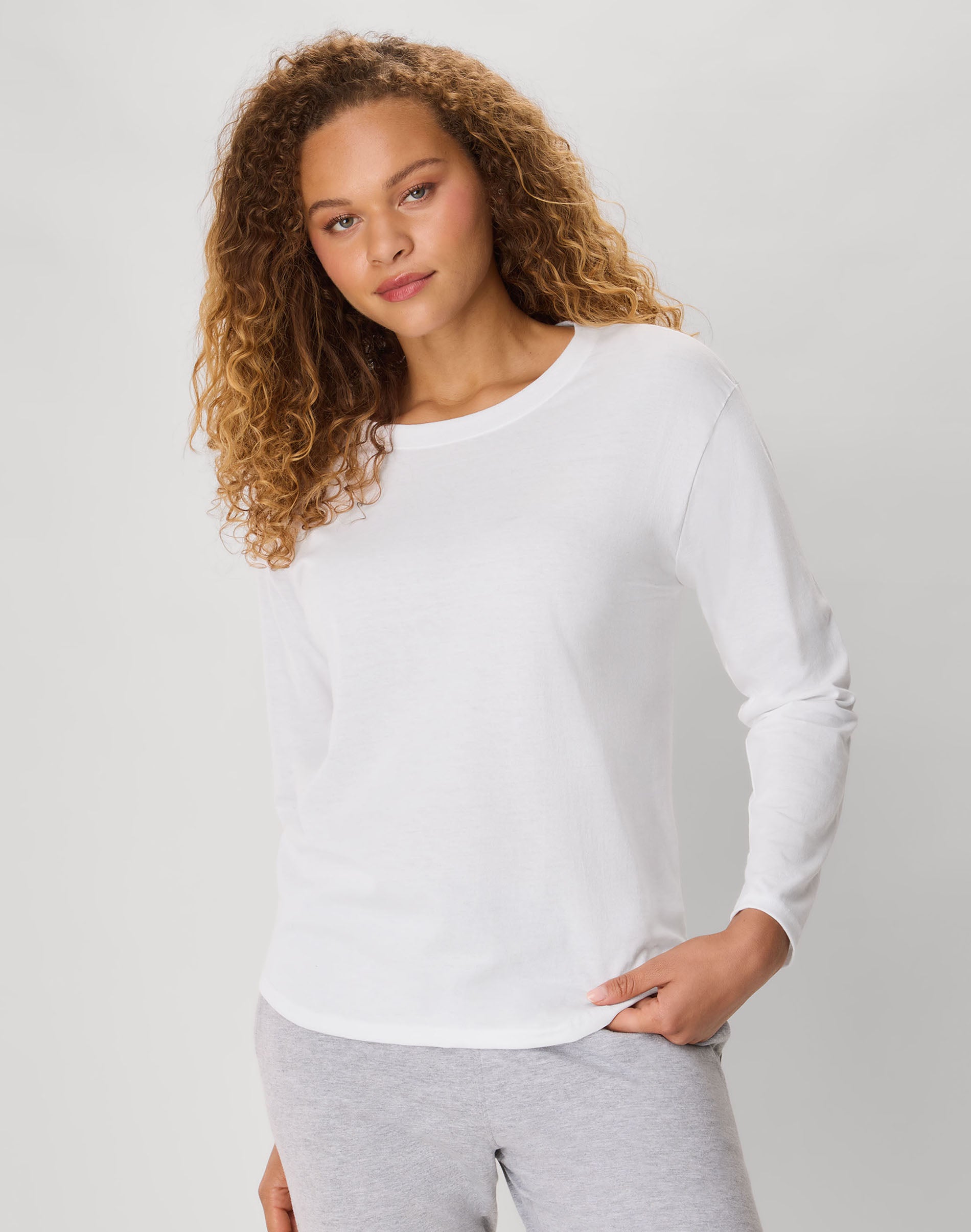Hanes Originals Tri-Blend Women's Long Sleeve T-Shirt, Relaxed Fit Eco White S